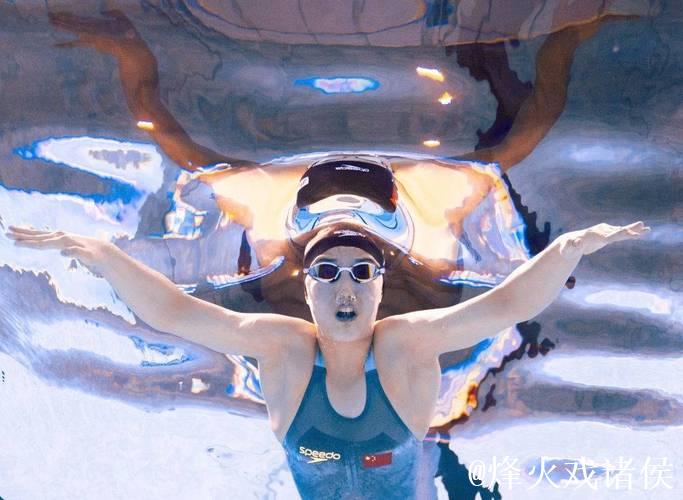 “小孩姐”于子迪全运会游泳首战摘金 刷新亚洲纪录