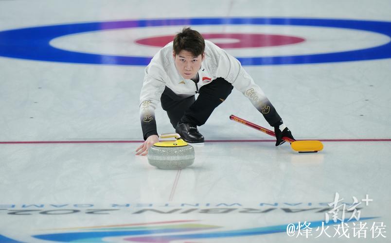 中国冰壶混双队冬奥资格赛中强势五连胜 中国冰壶混双队冬奥资格赛中强势五连胜